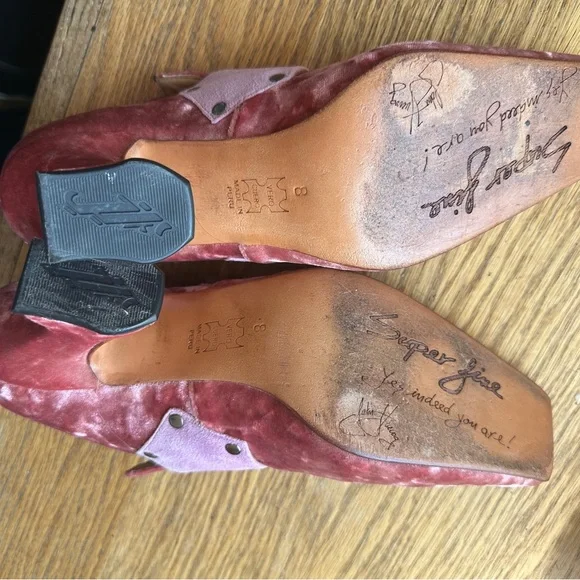 John Fluevog Super Fine Bishop Buckle Pumps W8 - Picture 2 of 5